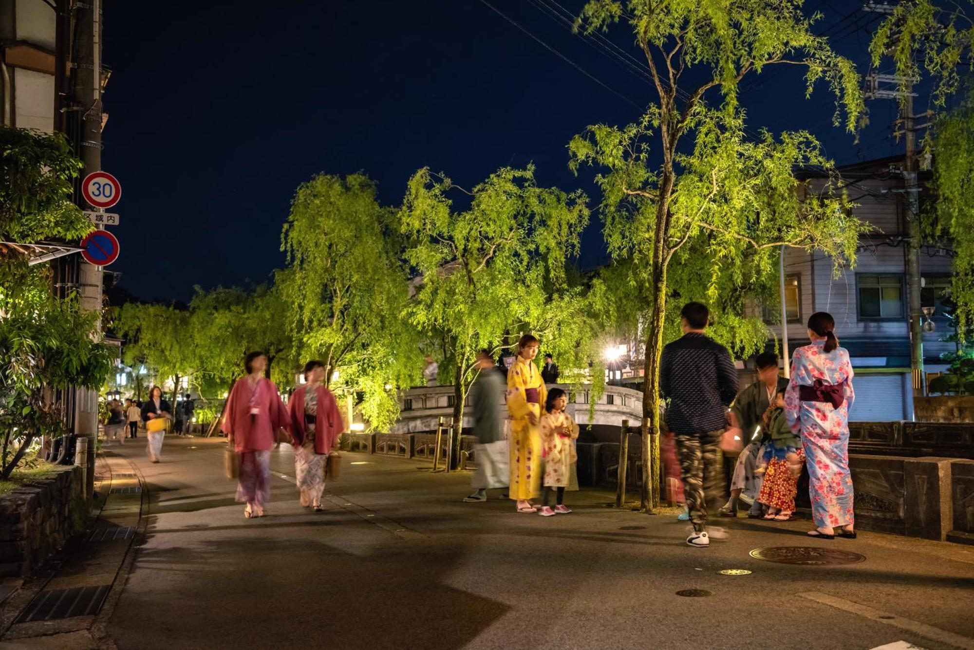 Mikuniya Hotel Toyooka  Bagian luar foto
