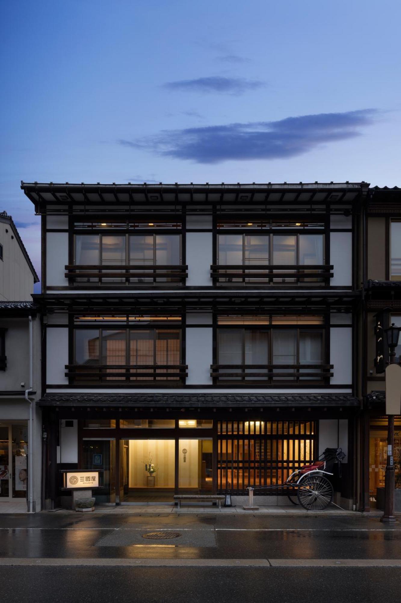 Mikuniya Hotel Toyooka  Bagian luar foto