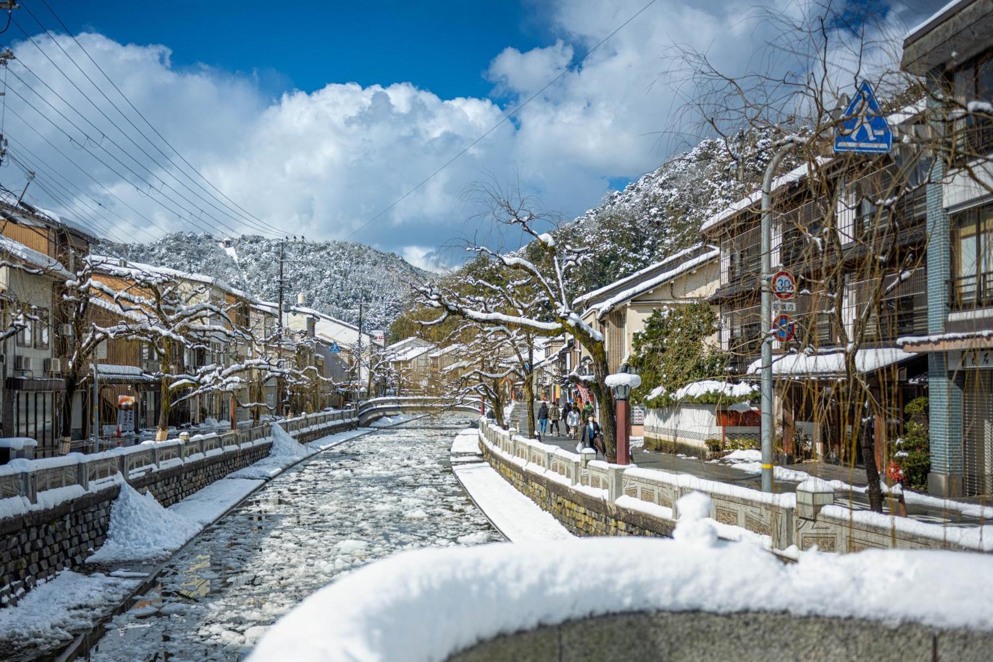 Mikuniya Hotel Toyooka  Bagian luar foto